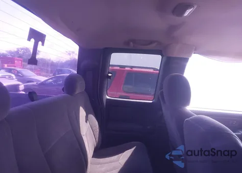 2005 Chevrolet Silverado 1500 Ls z USA, uszkodzony, nr VIN 1GCEK19V15Z101751